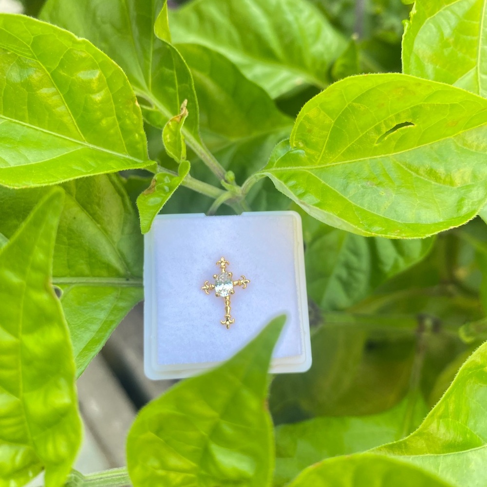 “Cross” Nose Stud✝️💎